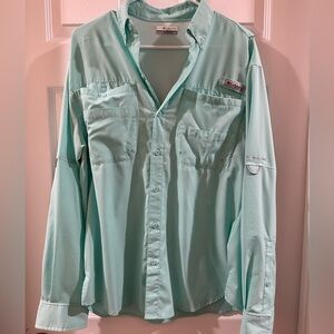 Light blue/turquoise Columbia long sleeve fishing shirt